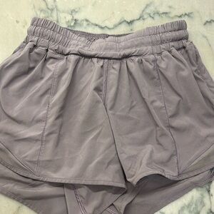 Lululemon Hotty Hot - size 4 Tall
